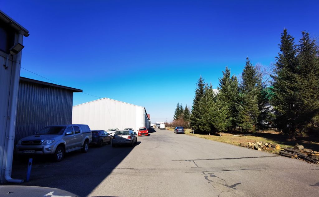 306164690742180b9ed76-c26e-4412-831a-7ba9d7b7e1b3.jpg Depozit de inchiriat in Tunari, Bucuresti-Nord, vedere acces auto