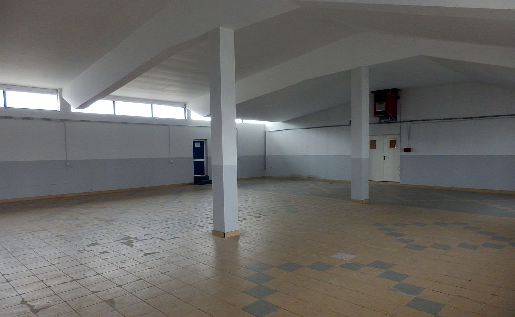 244_2441613554767p2029227.jpg Hala de inchiriat Bucuresti Sud, zona Popesti Leordeni - imagine interior