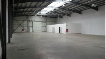 ARCVIA Sud Arad vanzare proprietati industriale Arad sud vedere interior hala