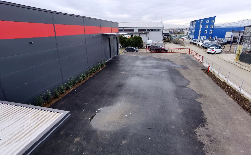 24716148678003.jpg Hala de Vanzare Bucuresti – Zona Otopeni, vedere laterala