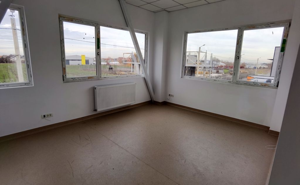 24716148678006.jpg Hala de Vanzare Bucuresti – Zona Otopeni, imagine spatiu birouri