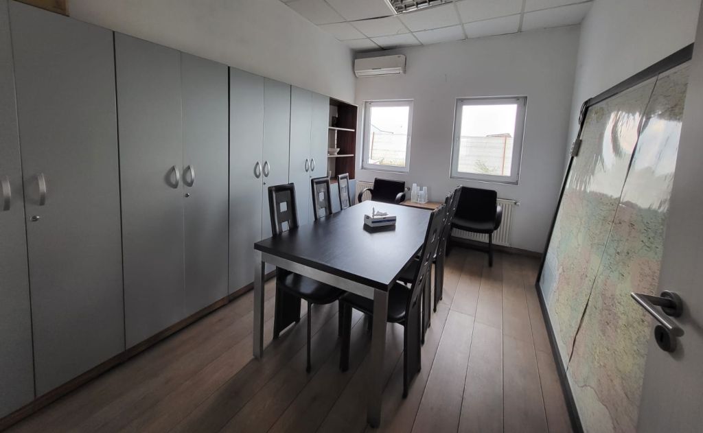 32016596204678.jpg Hala de vanzare in Timisoara - sud - ROSELLI, vedere intrioara