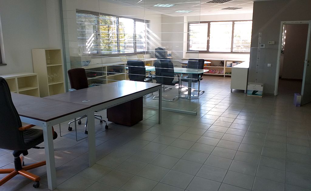 297163543217420211027_142026.jpg Hala industriala cu spatii de depozitare - Otopeni, Bucuresti Nord, imagine spatiu birouri