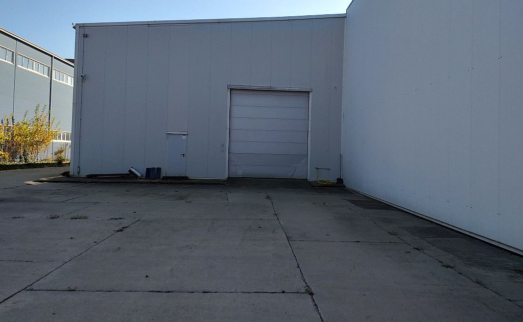 297163611032020211027_142646.jpg Hala industriala cu spatii de depozitare - Otopeni, Bucuresti Nord, poza acces auto