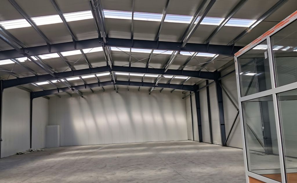 28716310100542.jpg Hala industriala de inchiriat in Jilava – AWT, Bucuresti - Sud, imagine interior hala industriala