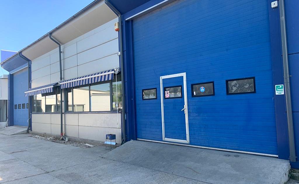 28916311827712.jpg Inchiriere spatiu industrial – Zona Industriilor , Bucuresti - Est, poza usa drive-in