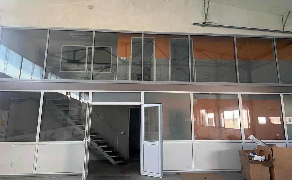 28916311827716.jpg Inchiriere spatiu industrial – Zona Industriilor , Bucuresti - Est, imagine interior, acces birouri