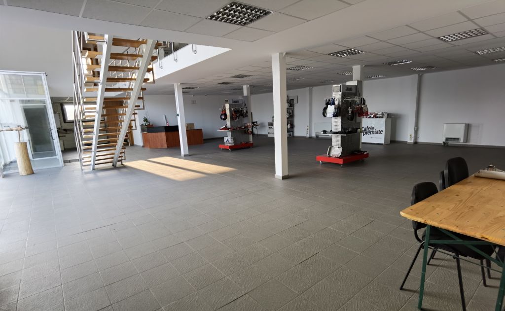 23716082142883.jpg Spatiu de inchiriat Bucuresti, zona Otopeni, showroom, imagine interior parter