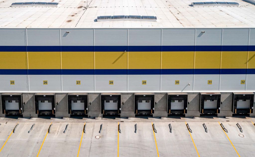 3141654686409Clipboard04.jpg Spatii industriale de inchiriat in WDP Parc Stefanesti, imagine rampe incarcare