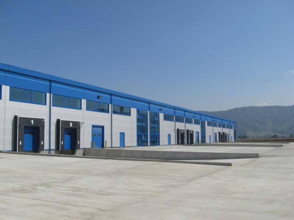 Olympian Park Brasov inchiriere spatiu depozitare Brasov vest vedere laterala