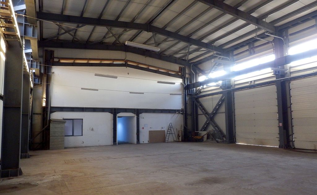 245_2451613652113p2129374.jpg Spatiu industrial de inchiriat Bucuresti Sud- NOA Trans - poza interior hala